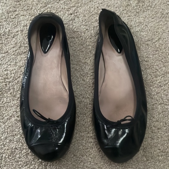 Bloch Black Patent Leather Cap Toe Ballet Flats - Picture 2 of 4